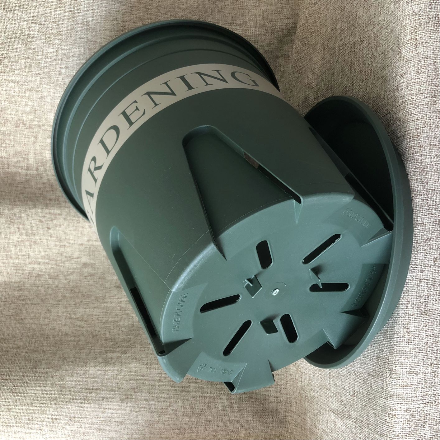 Good Drainage Gallon Pot Series Plastic Nursery Pot Chinese Factory Directly Wholesale Nursery Pot